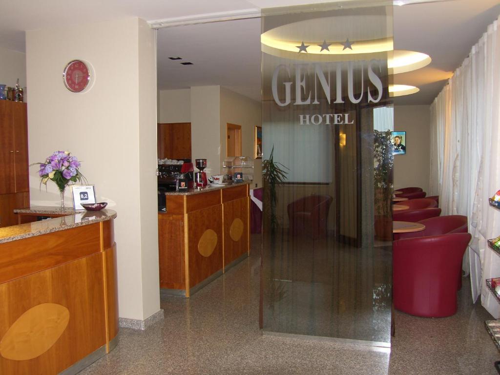 Hotel Genius コラート エクステリア 写真